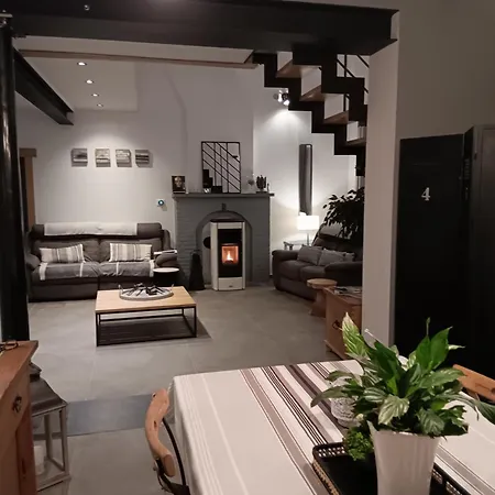 La Des Daines Nocleg ze śniadaniem 3*